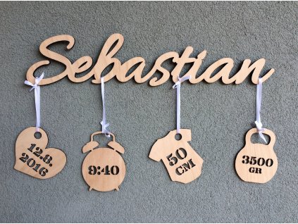 Wooden gift for the newborn child (natural wood)