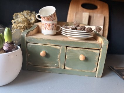 Debnička so šuplíkmi