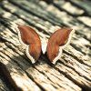 Holzbrosche Schmetterling golden 3