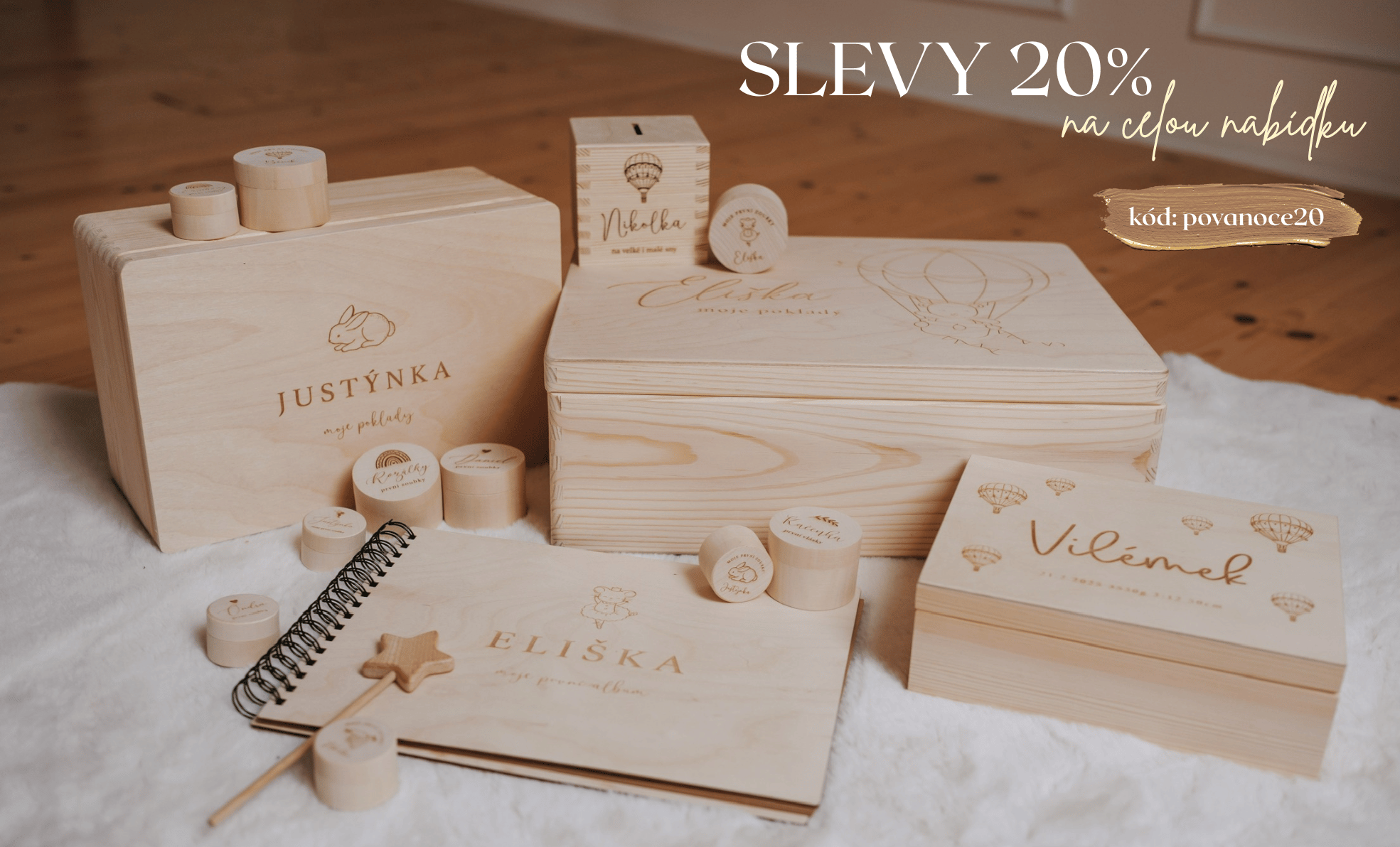 Využijte povánoční slevy 20% na celý sortiment Woodify.cz a dopřejte si ručně vyráběné dřevěné produkty z masivního dřeva za zvýhodněné ceny. V nabídce najdete personalizované dřevěné dárky, dřevěné boxy, fotoalba.