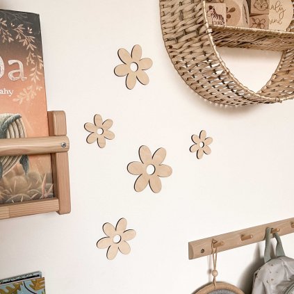 Dřevěné dekorační kytičky na stěnu Woodify