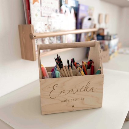 Dřevěný pastelkovník Srdce