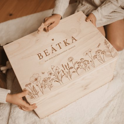 Dřevěný box se jménem na přání