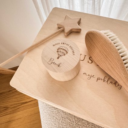 Krabička na první zoubky Woodify Balón