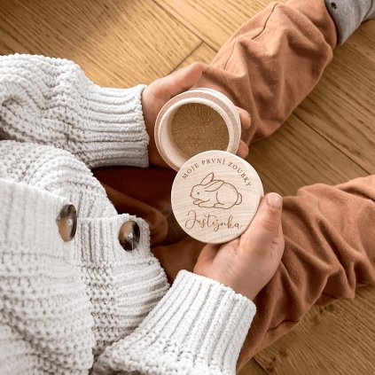 Dřevěná krabička na první zoubky se jménem na přání