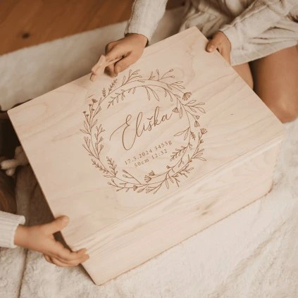 Dřevěný dětský box s personalizací