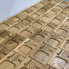 stojanek-google-recenze-buk-dreveny-qr-kod-nfc