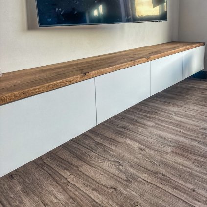 E9B49414 F485 4124 AB22 6163014742E8