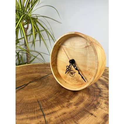 Dřevěné stolní hodiny Mano