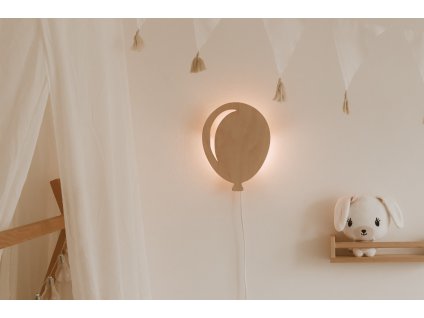 Dřevěná nástěnná lampička - Balónek