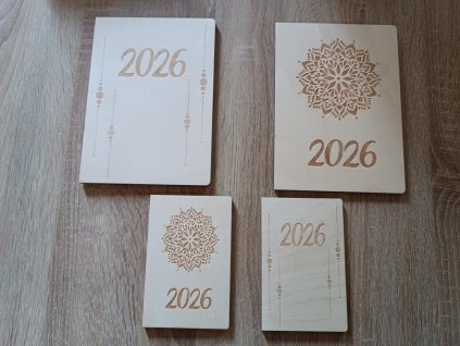 Diář pro rok 2026 s pevnou vazbou velikost A5, A6