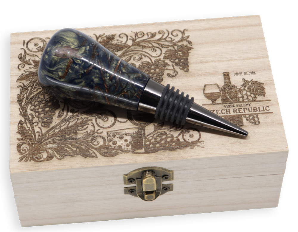 Ručně tvořená jedinečnost -Výrobky ze dřeva a pryskyřice