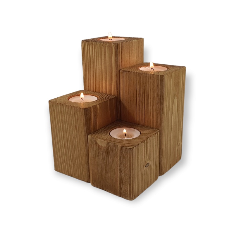 Súprava drevených svietnikov Cube Farba: Pínia