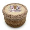 Häkelkorb mit Deckel und Knauf – Tasse mit Blumen