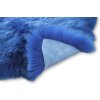 modrá ovčí kožešina