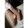 KnittedKalevalaII KuuntelevaMetsä socks