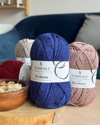 Novinka od Filcolany Mashdale je na e-shopu! Mashdale je měkká vlněná příze s rustikálním vzhledem. Tvoří ji 75 % bílé...