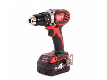 MILWAUKEE Aku šroubovák M18 BDD-402C  + Prodloužená záruka výrobce