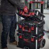 Zámkový systém Milwaukee Packout 4932464244 pro bezpečné spojení modulárních kufrů