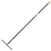 Fiskars Hrábě univerzální kovové Solid s násadou (1016036)