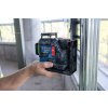 bosch gll 12v-100-33 cg professional laser v ruce při stavebním měření