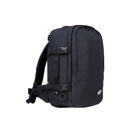 Pánský batoh CabinZero Classic Pro 32L Absolute Black, barva černá ,Objem 31 - 40 litrů