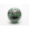 mineraly brousene koule rubin zoisit 500285 1