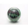 mineraly brousene koule rubin zoisit 500294 4