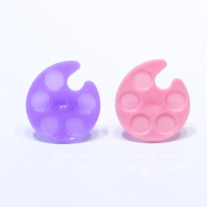 Adhesive ring palette