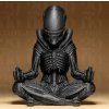 Soška Zenomorpha (Meditující Alien) – 3D Tisk