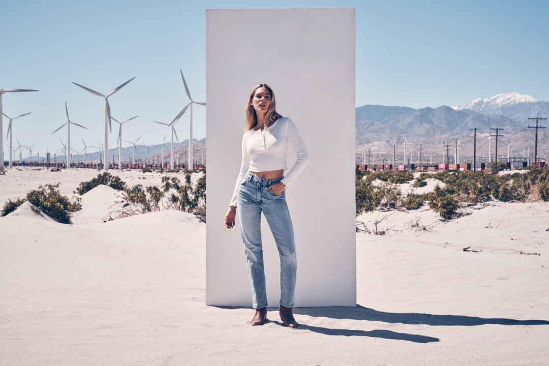 Jak vybělit prádlo? Zkuste sodu na praní nebo citronovou šťávu