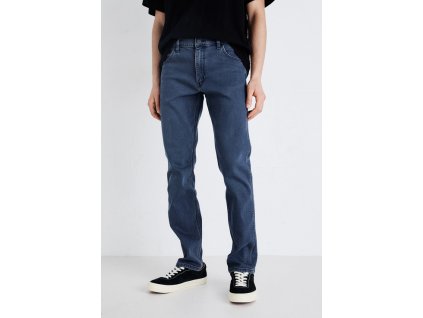 Screenshot 2024 11 05 at 12 46 42 Wrangler GREENSBORO Džíny Straight Fit stormy wash tmavomodrý denim Zalando.cz