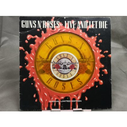 Guns N' Roses – Live And Let Die