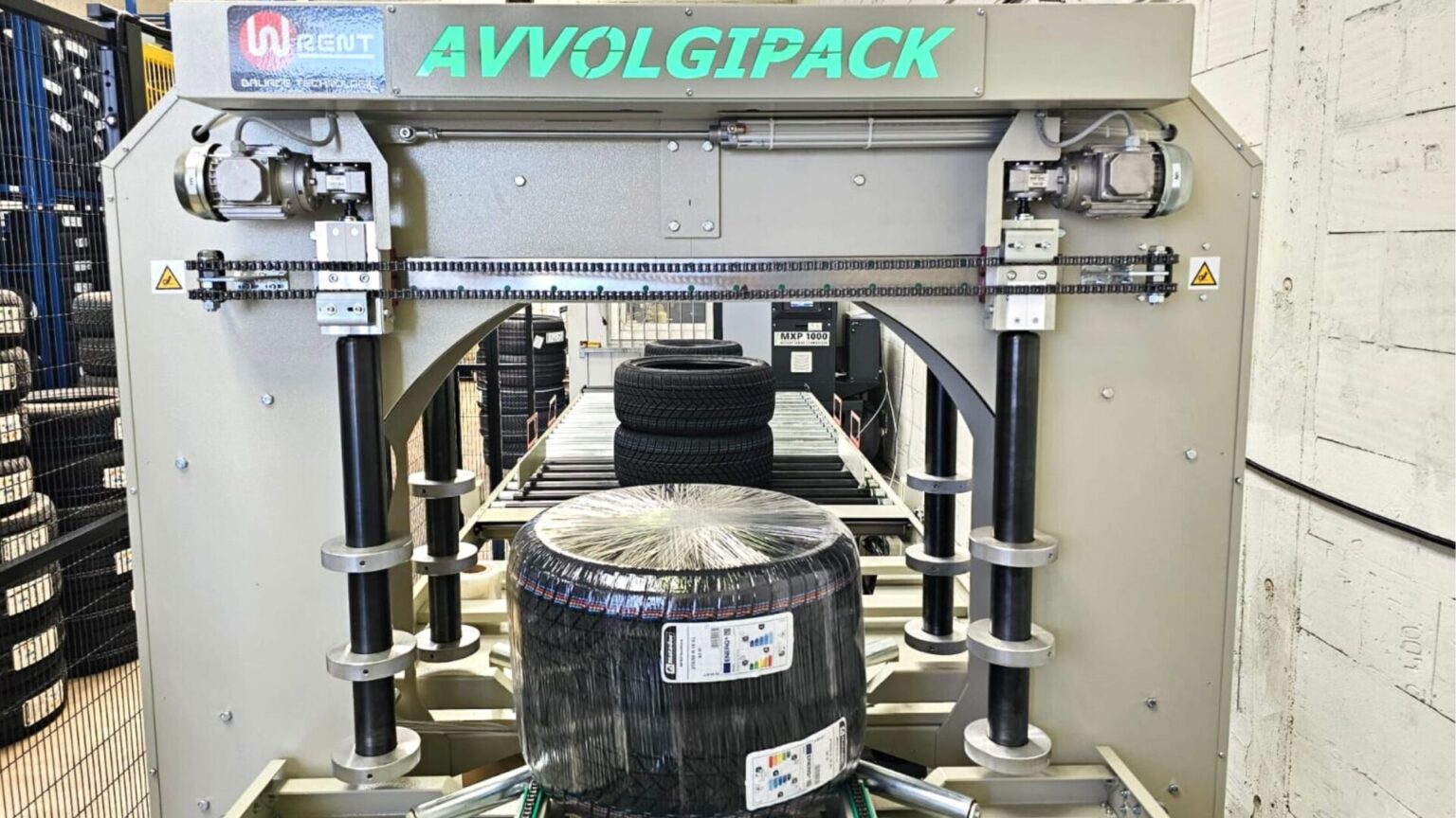 Prvá automatická linka na balenie pneumatík v ČR a SR