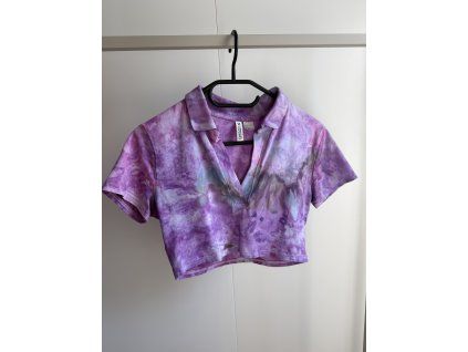 Upcyklovaný crop top