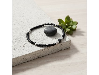 myiuki černá kostka