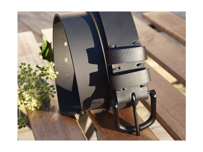 Skórzany pasek czarny z czarną klamrą