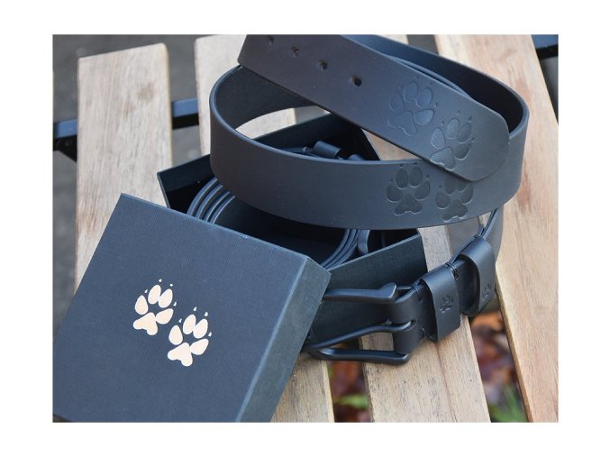 Skórzany pasek "Ślady psów" czarny z czarną klamrą