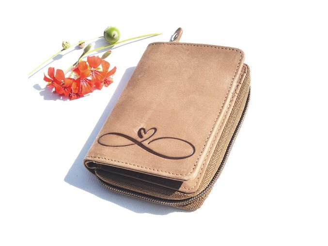Mały portfel damski 8123 "niekończacą się miłóść" brązowy