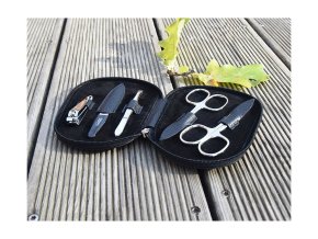 Manikiur Premium line 5-częściowy "Znak zodiaku Koziorożec" czarny