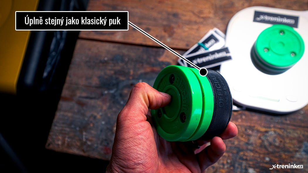 Green Biscuit má úplně stejnou velikost jako klasický puk