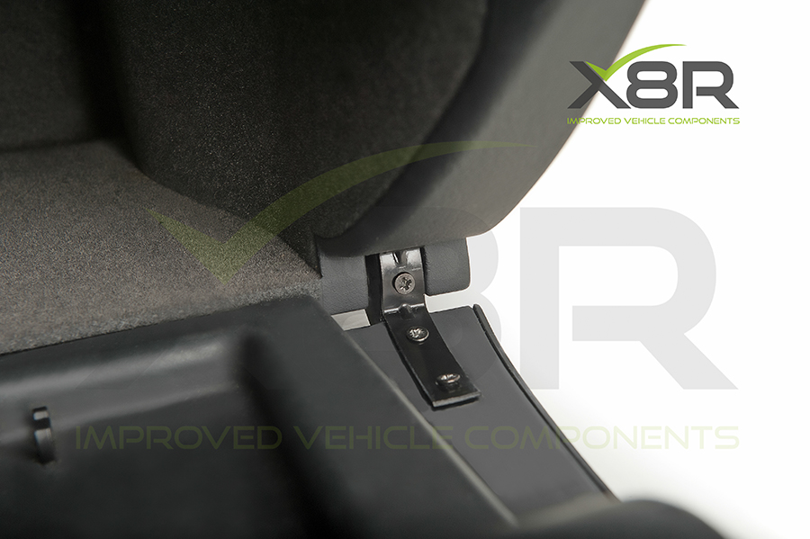audigloveboxbracketfitted2