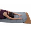 Protiskluzový ručník na jógu "šedý"
