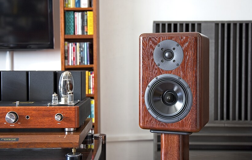 Xavian Corallo Esclusivo / HiFi Knights (PL)