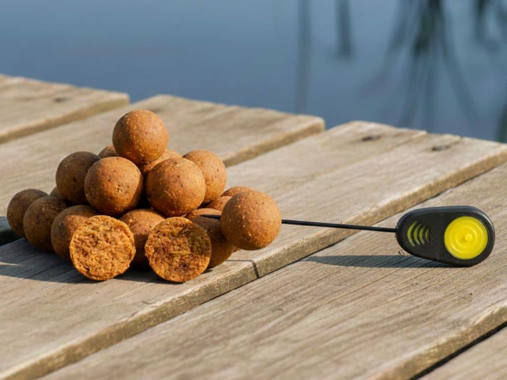 popis-boilies-karma-bait-red-krill-1kg-2