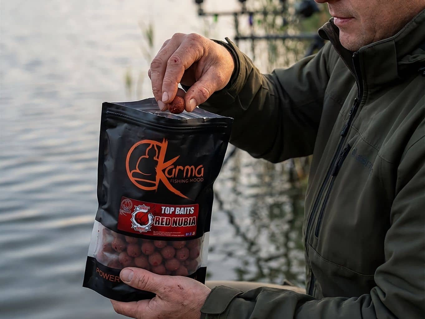 popis-boilies-karma-bait-red-nubia-1kg
