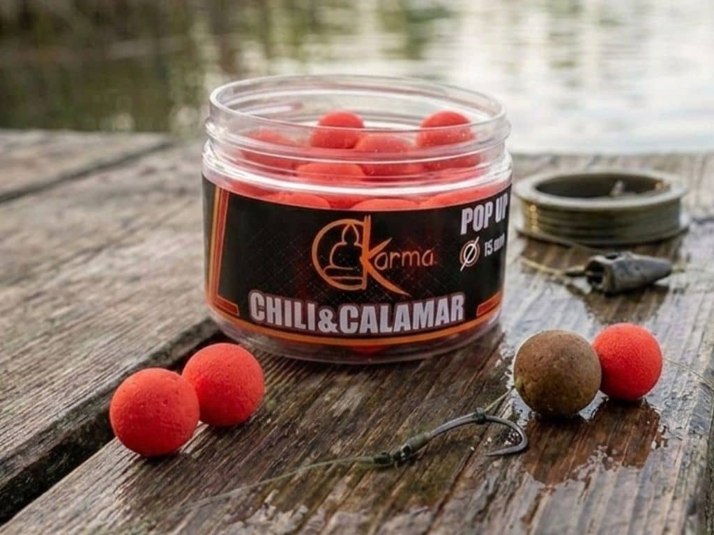 popis-plavajuce-boilies-karma-bait-pop-up-chili-calamar