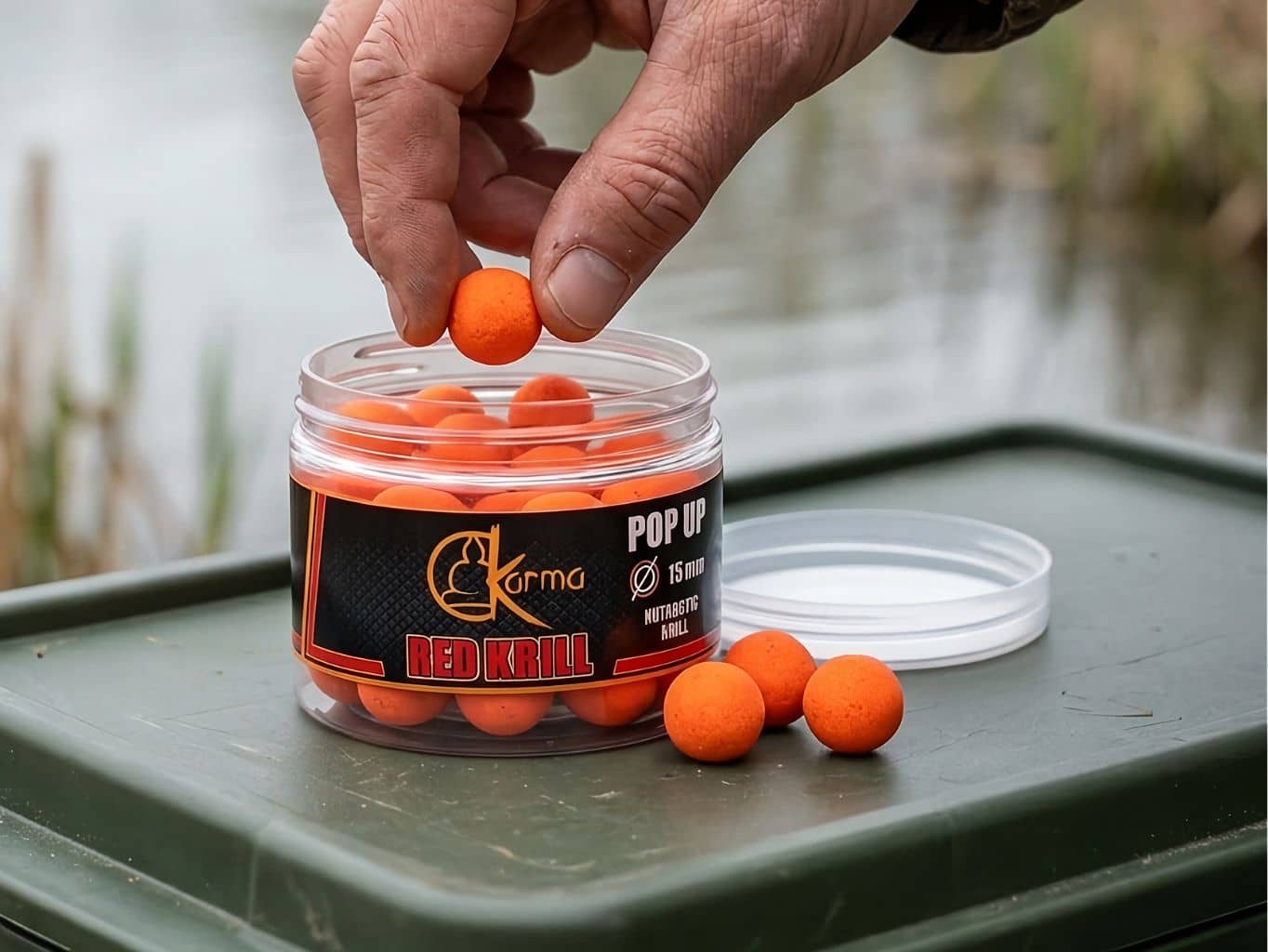 popis-plavajuce-boilies-karma-bait-pop-up-red-krill-15mm-40g