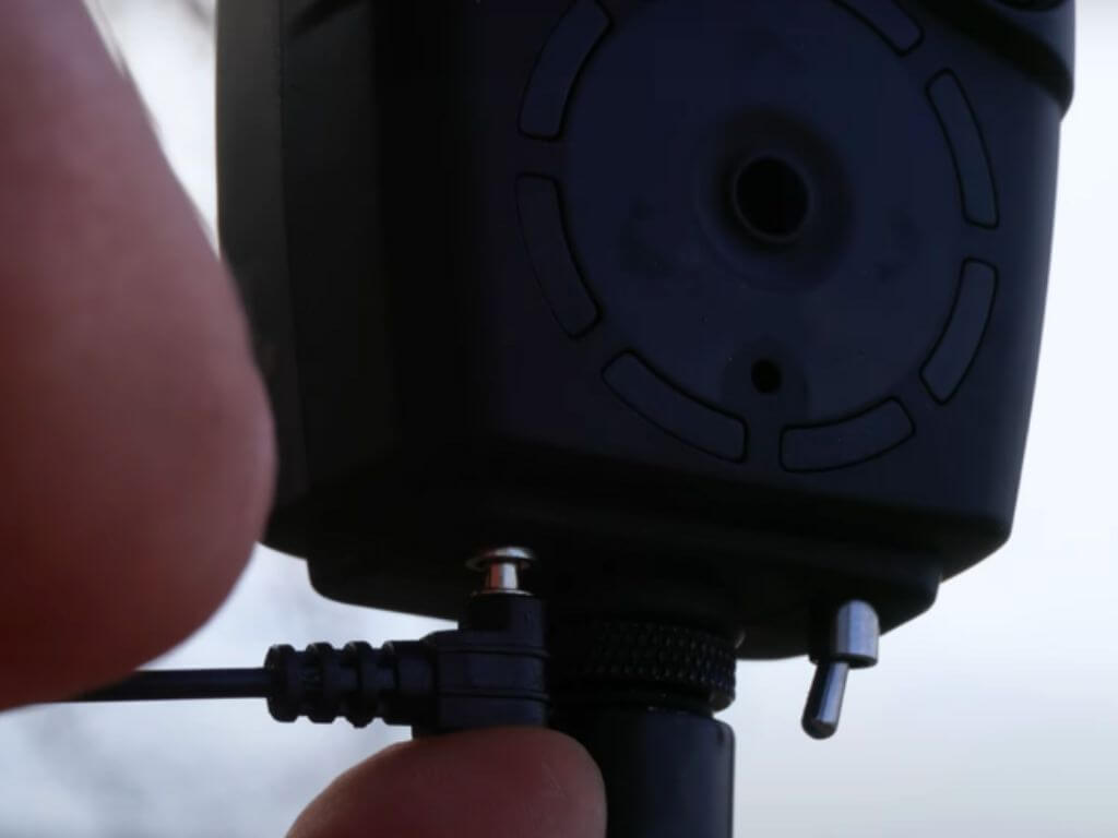 popis-zfish-zx8-pro-sada-elektronicke-signalizatory-zaberu-na-ryby-s-priposluchom-4