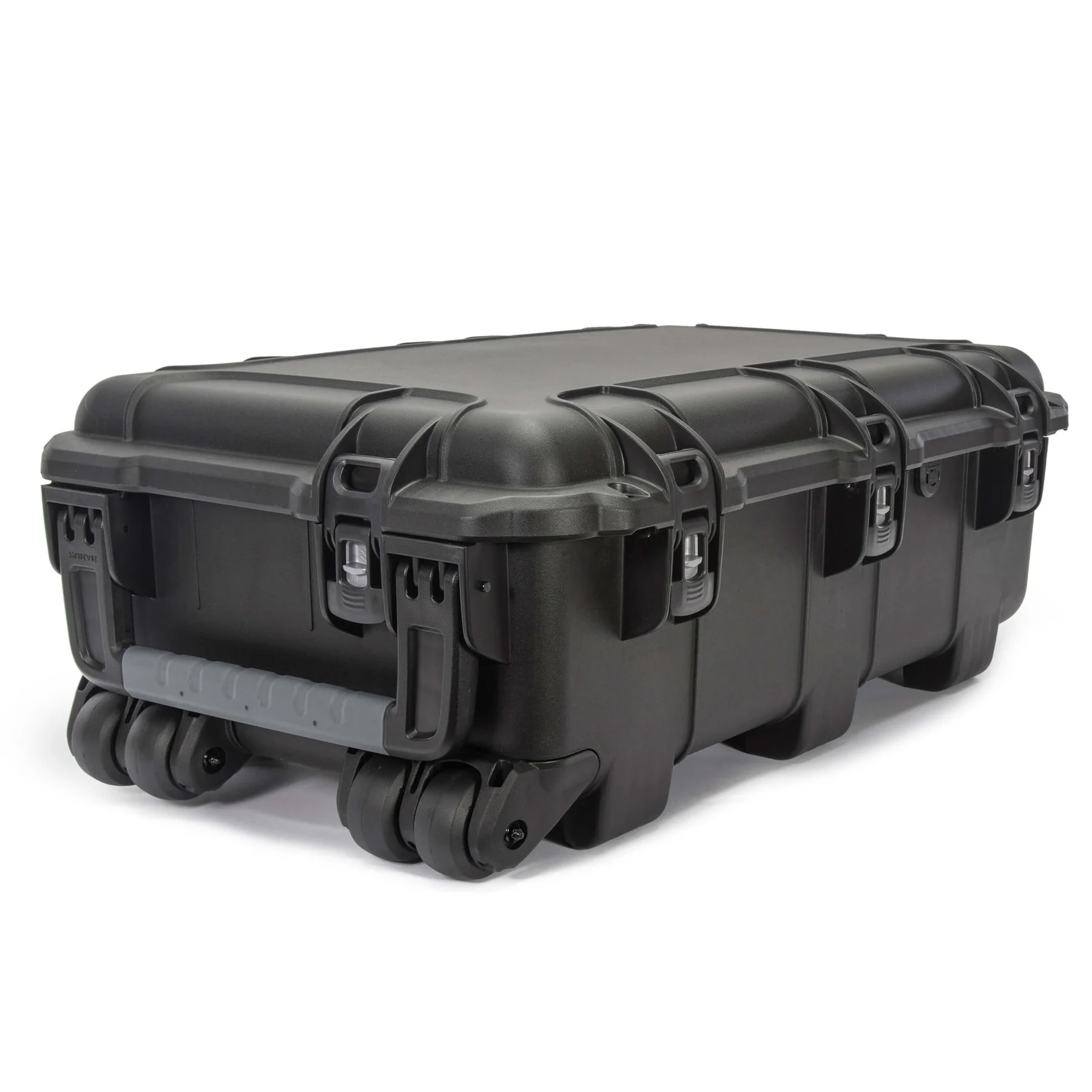 nanuk-cases-962-black-angle-wheels_1800x1800